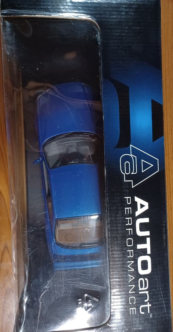 a*p様 AUTOart Nissan Skyline 1/18 ミニカー