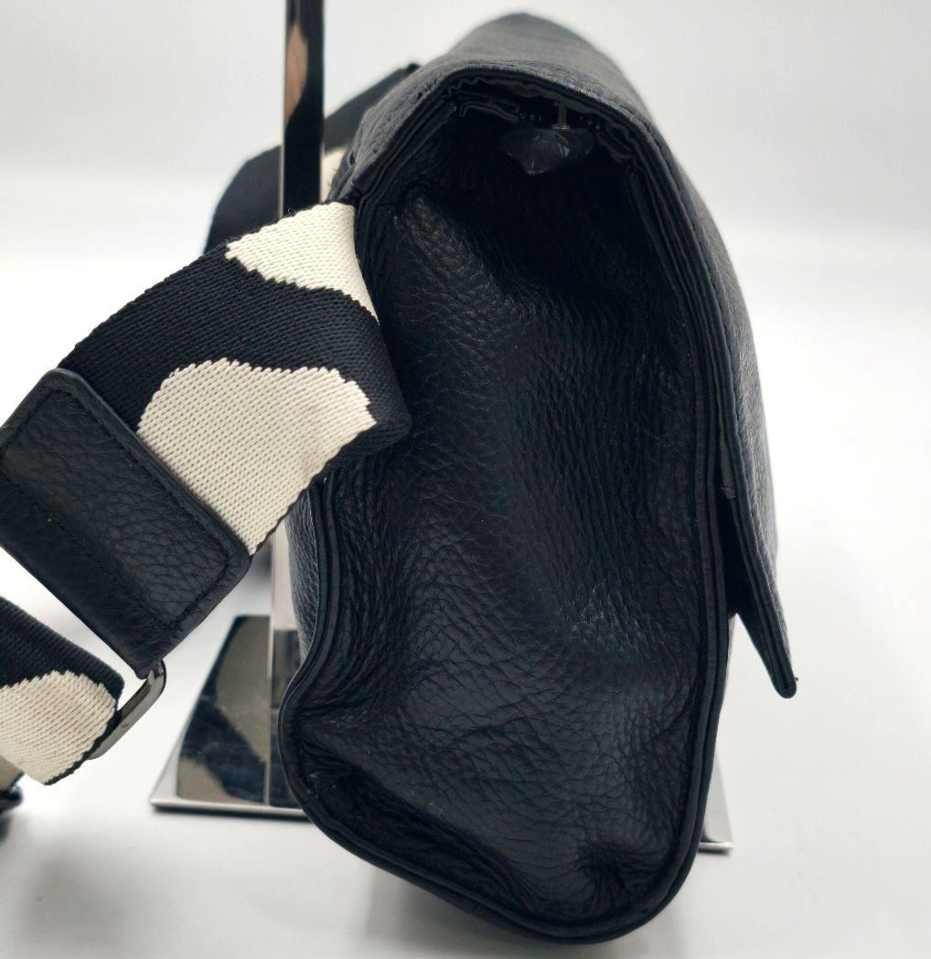 【美品 高級◎】イアパピヨネ ショルダーバッグ 斜め掛け 本革