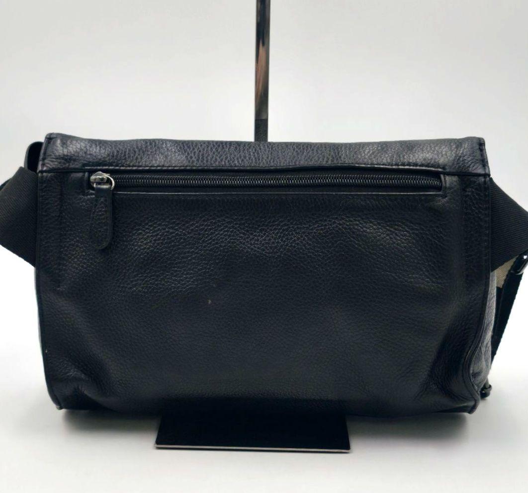 【美品 高級◎】イアパピヨネ ショルダーバッグ 斜め掛け 本革