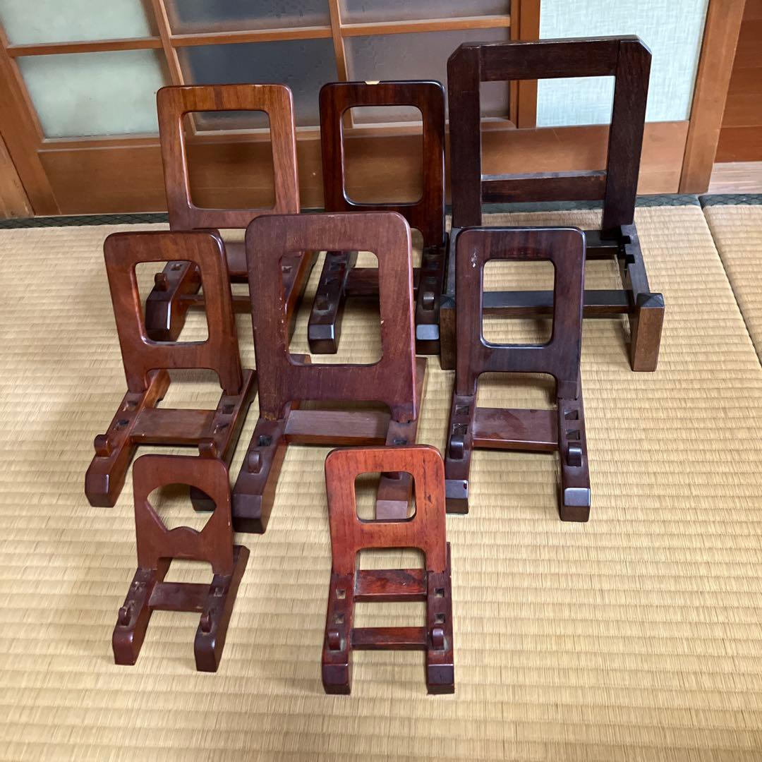 木製皿立て（異なるサイズ）