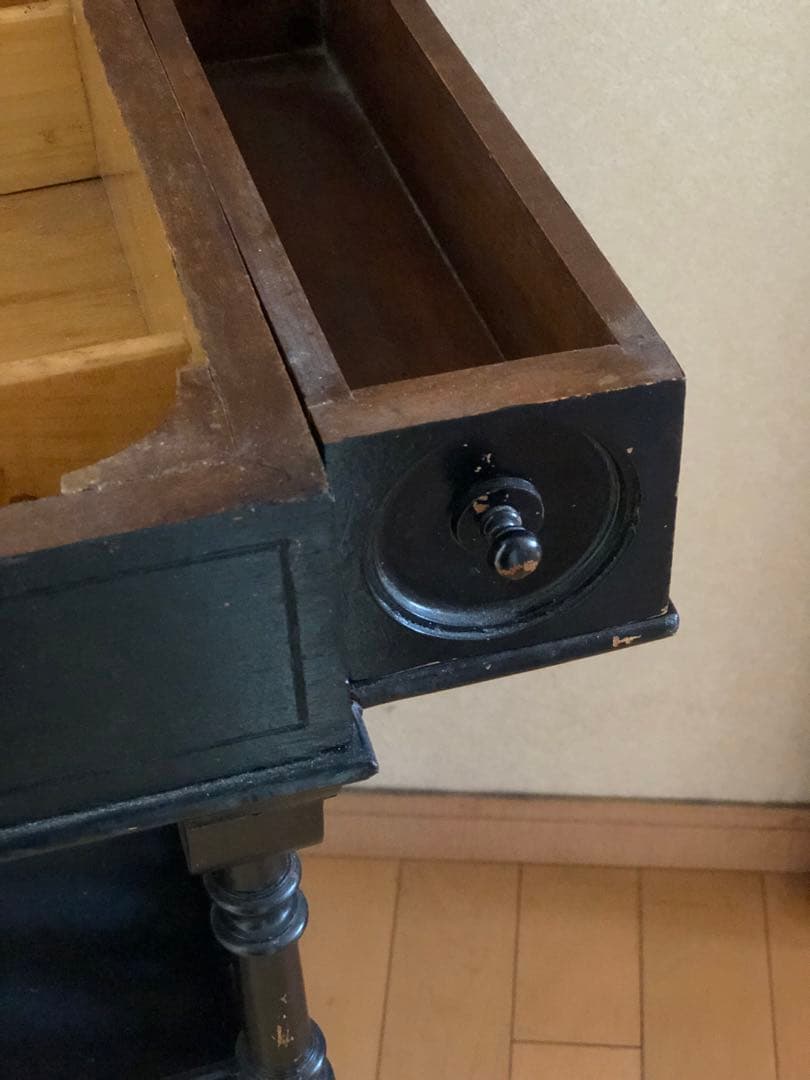 フランスアンティークテーブル