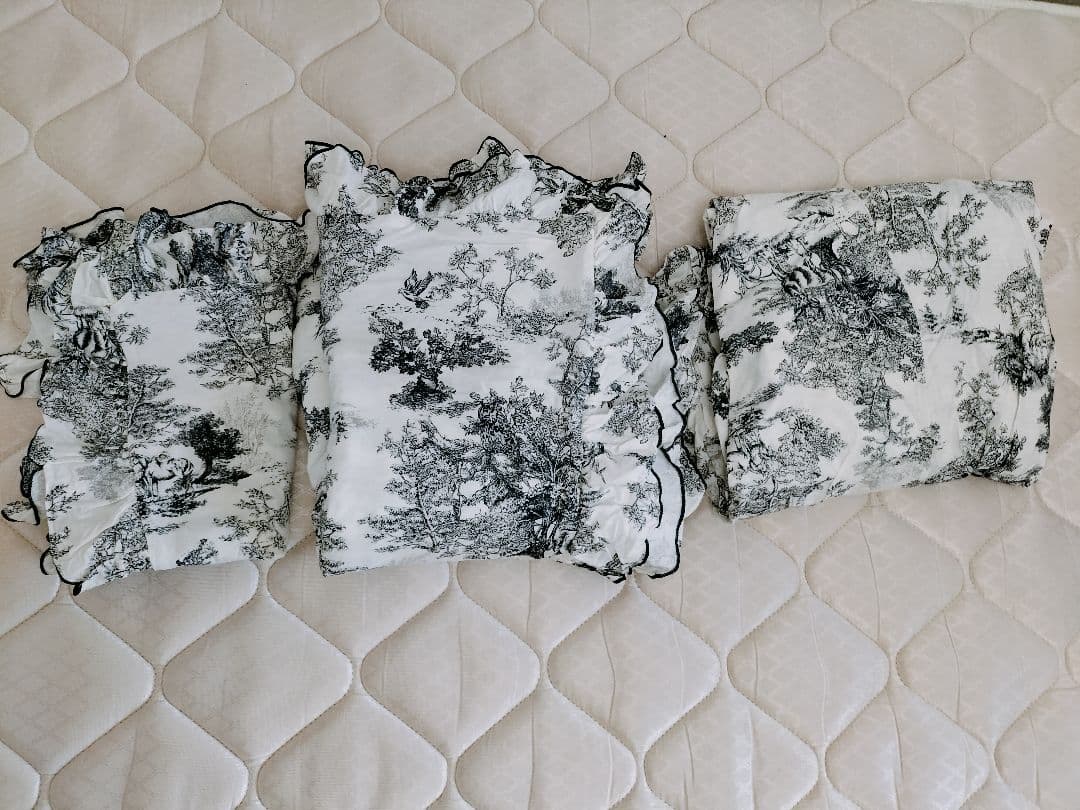 SNIDEL　未使用美品トワルドジュイ柄シーツセット