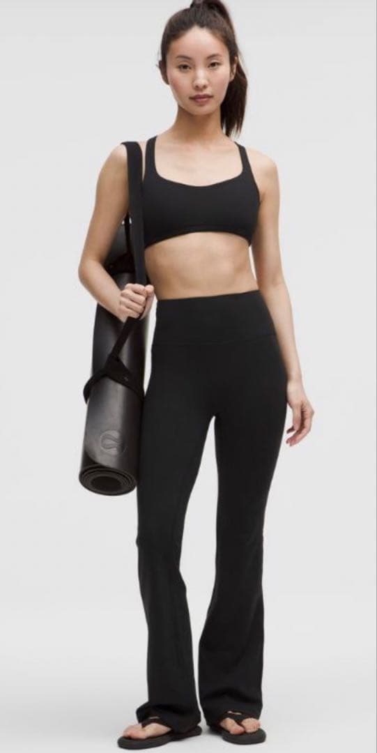 ルルレモン　スーパーハイライズ　フレアレギンスXS