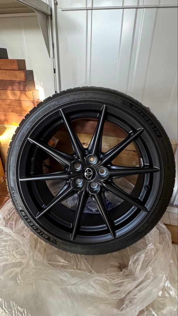 TOYOTA GR86 純正ホイール