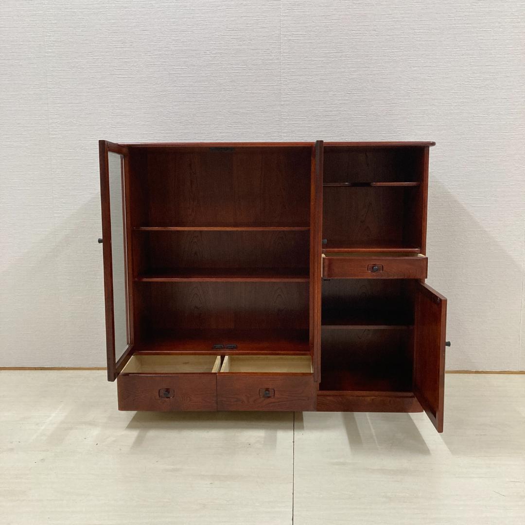 【カリモク】茶棚　水屋箪笥　飾り棚　キャビネット　茶箪笥　食器棚　古民家　和室