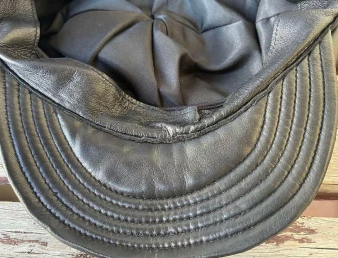 『Joker』 黒 レザー キャスケット