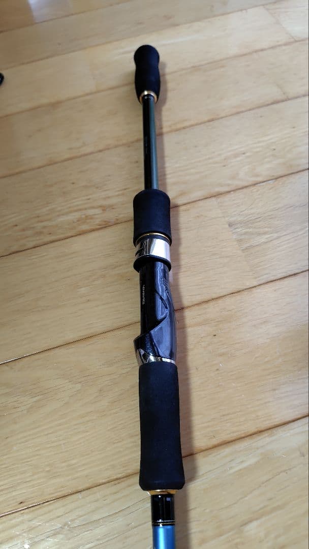 ダイワエメラルダス MX83M-S　SHORE ロッドケース付き