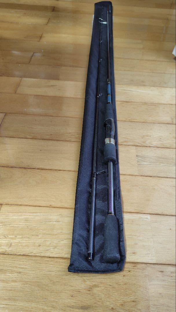 ダイワエメラルダス MX83M-S　SHORE ロッドケース付き