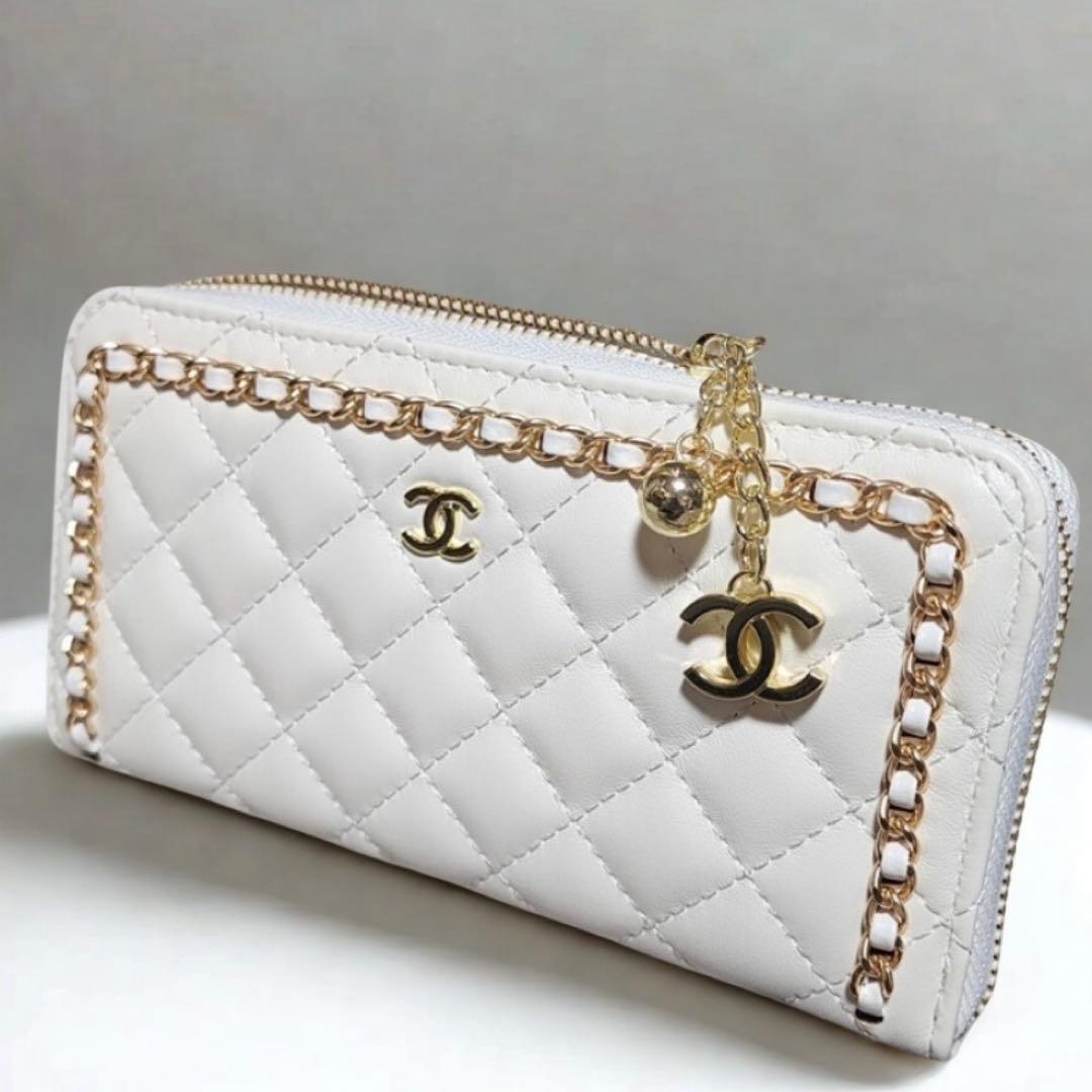 C*O様 CHANEL　長財布　ラウンドジップ　キルティング　白　ノベルティ
