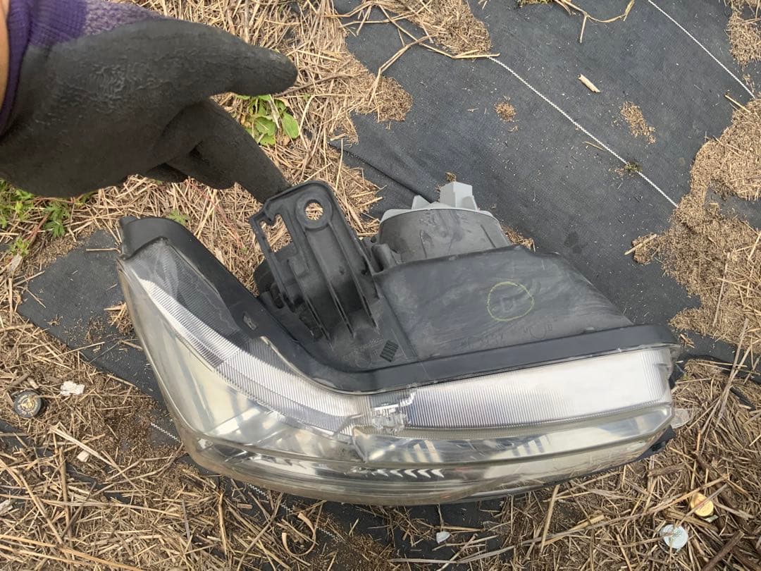 N-BOX カスタム JF1 JF2 ターボ 後期 純正 右 ヘッドライト