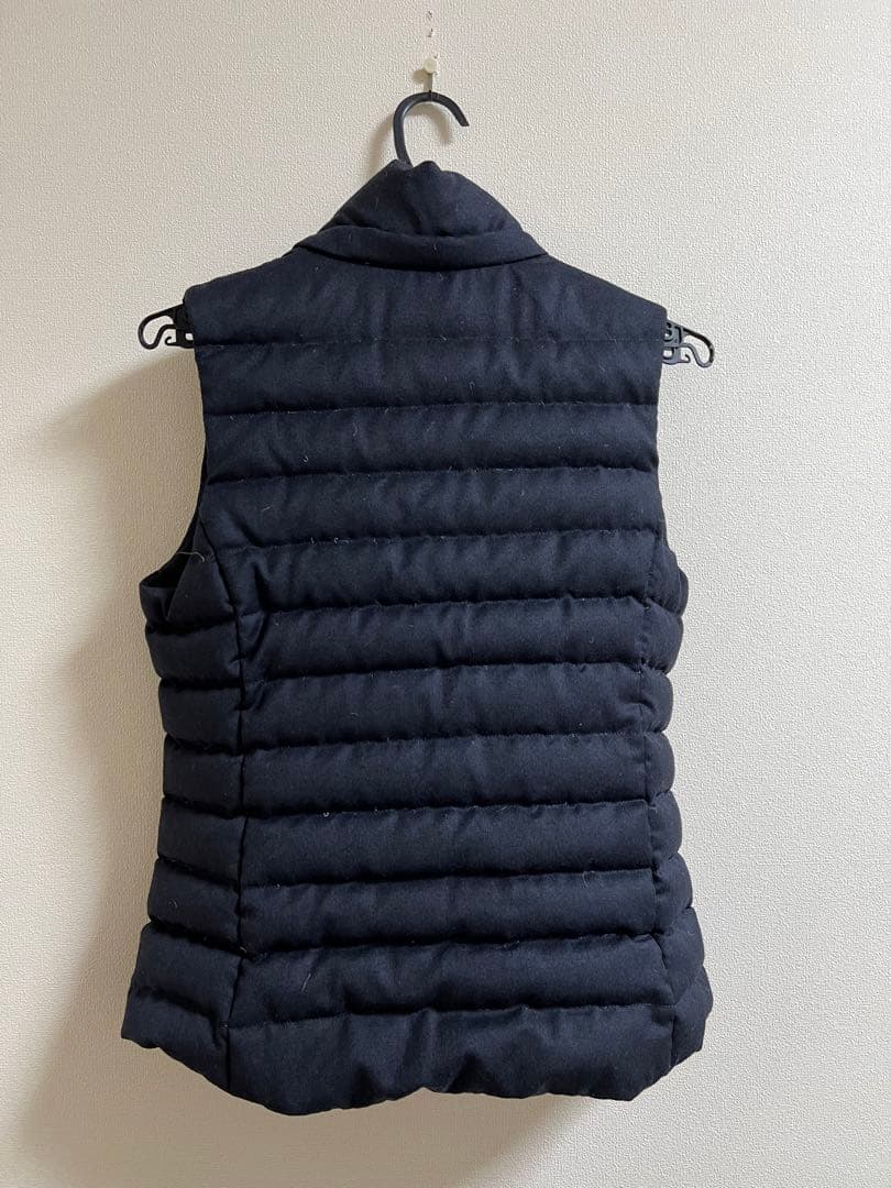 TATRAS フード付きダウンベスト ネイビー