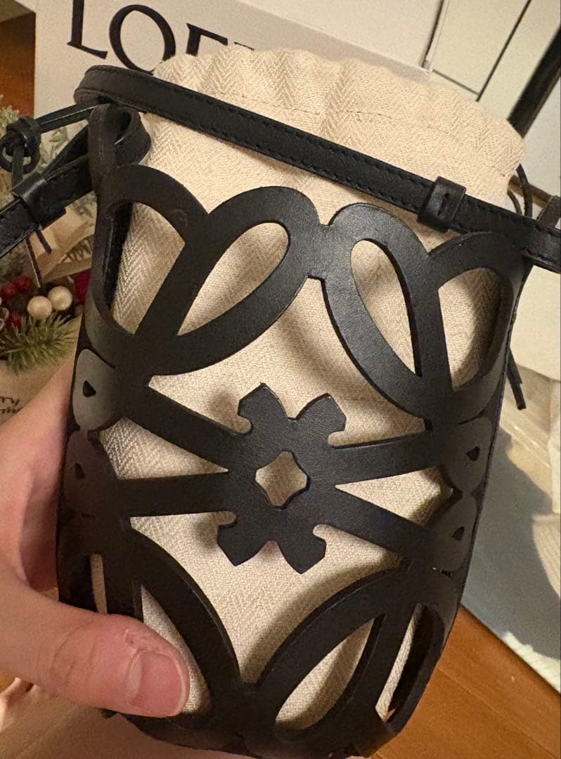 ☆値下げ中☆ LOEWE カゴバッグ 黒