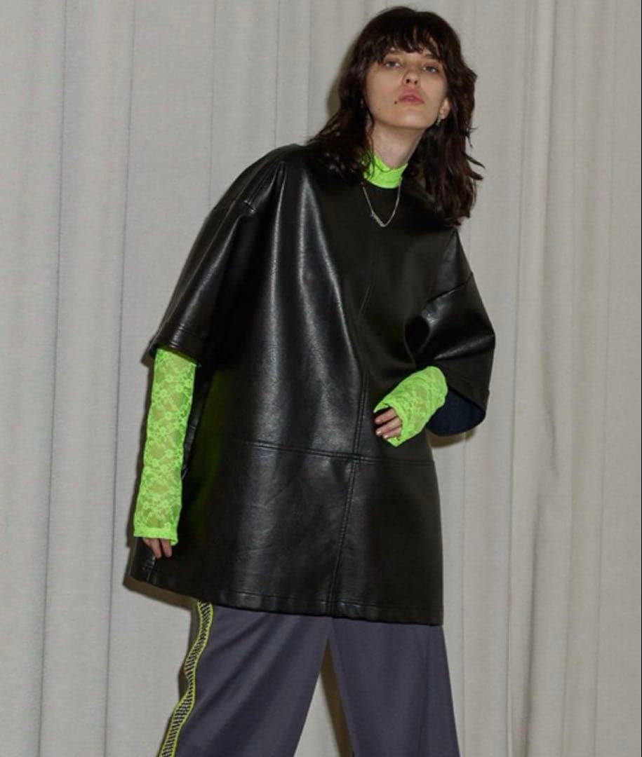 完売品　メゾンスペシャル　フェイクレザー　オーバーチュニック　tシャツ　ワンピ