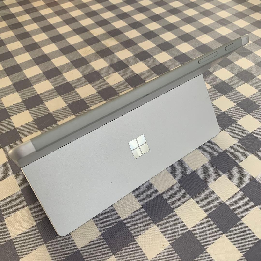 Microsoft Surface Go2本体