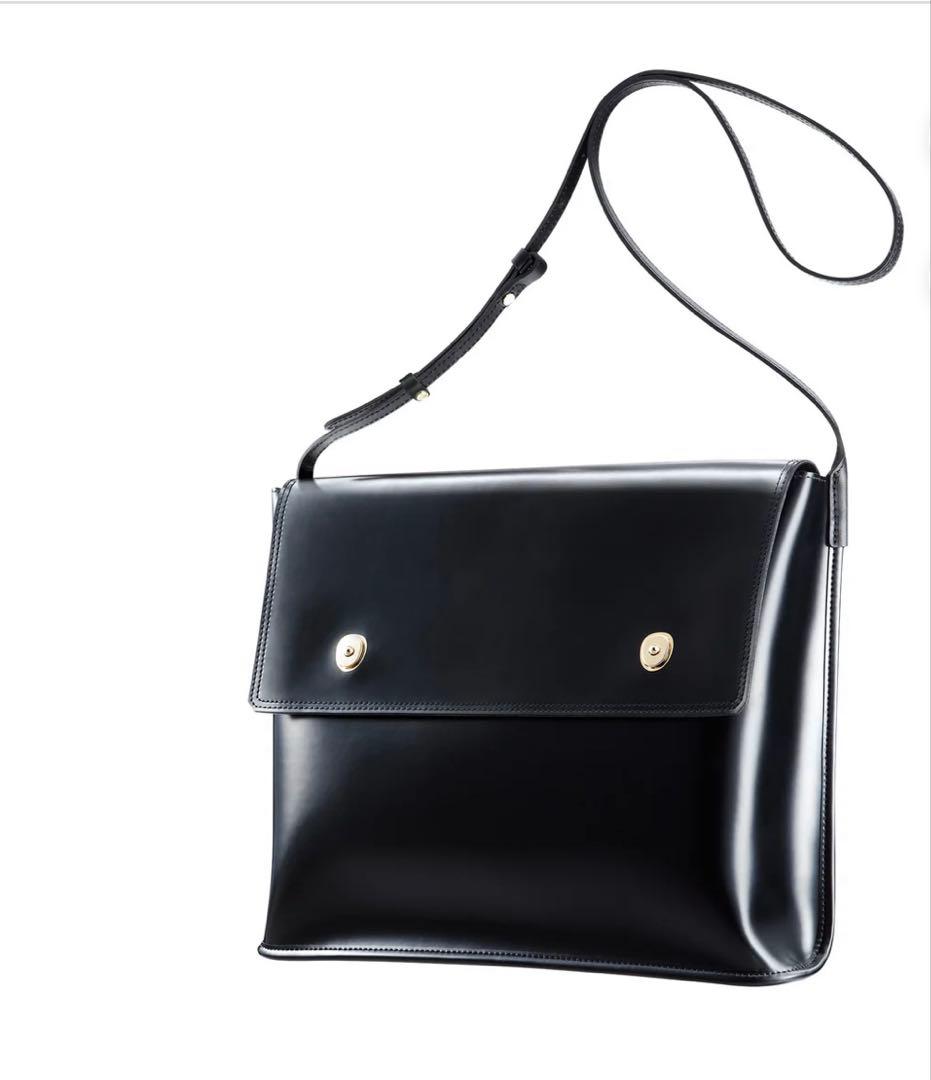 PIENI M EXTRA BK/BK ショルダーバッグ