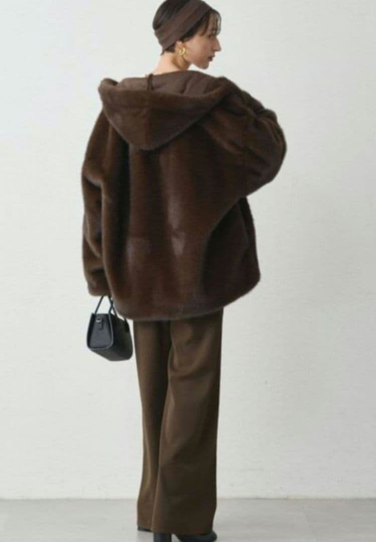 まんぼう　ラウンジドレス　フードフェイクファーブルゾン　ブラウン