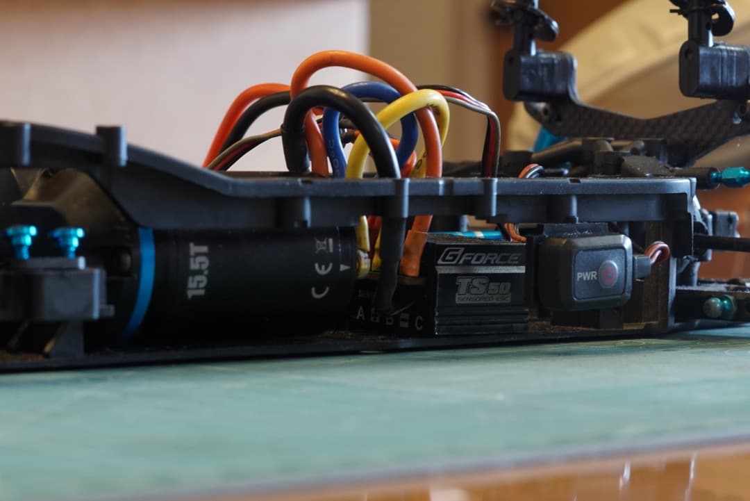 タミヤ TB-05 PRO（メカ・保守パーツ付属）