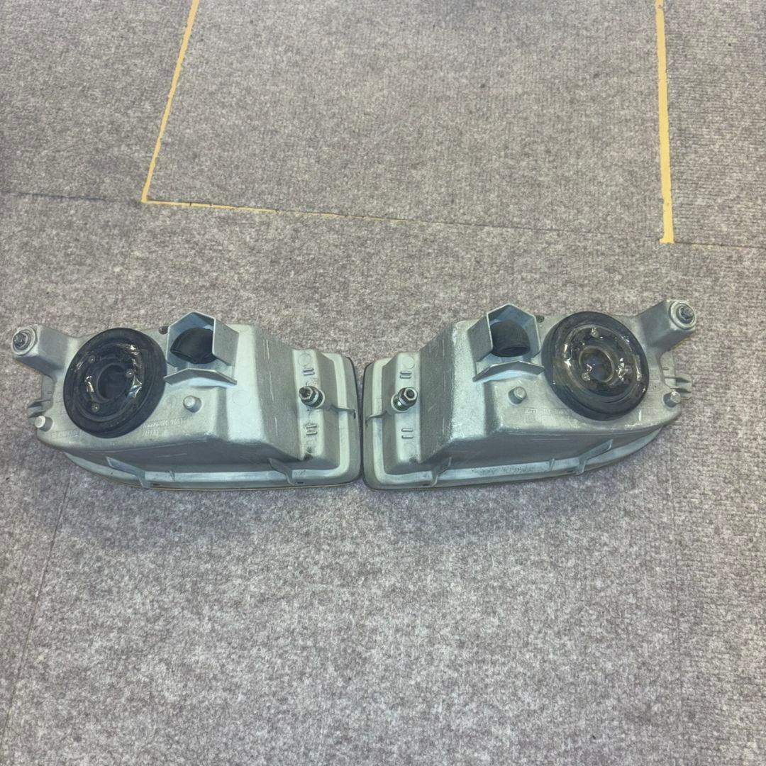 ランドクルーザー100 ランクル100 フォグランプ