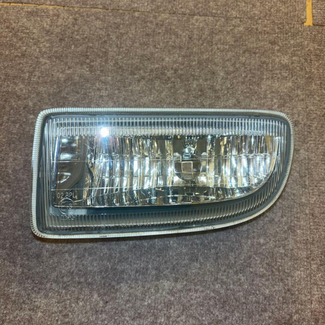 ランドクルーザー100 ランクル100 フォグランプ