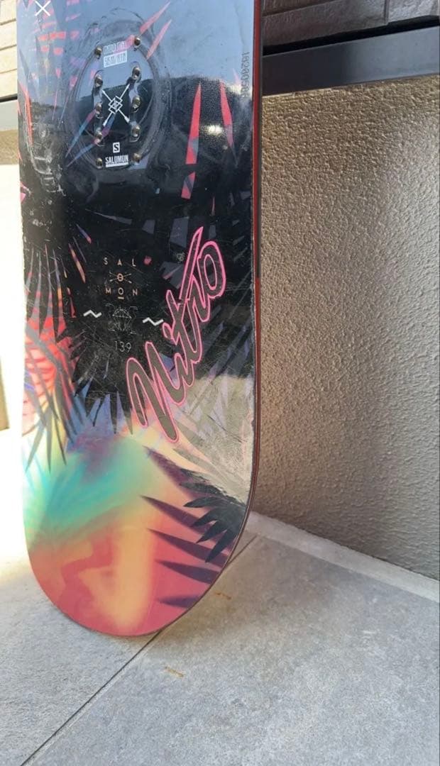 スノーボード サロモン 板 ワンダー 139cm WONDER グラトリ 板