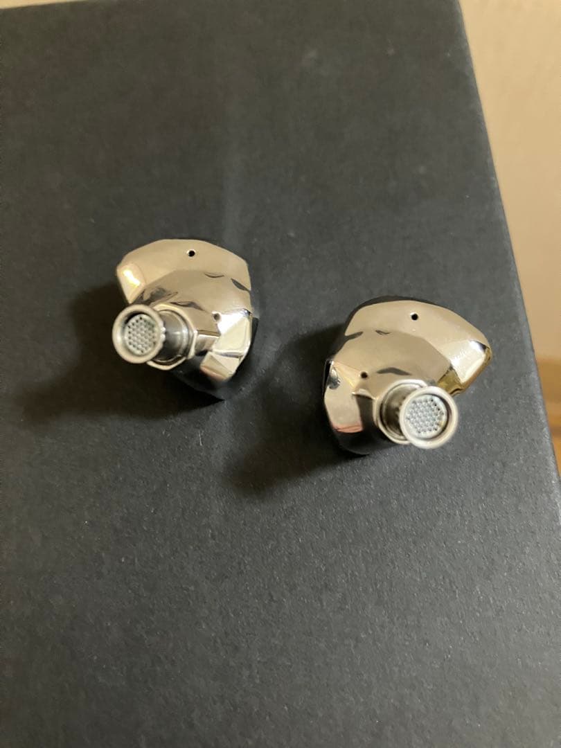 水月雨 Moondrop KATO