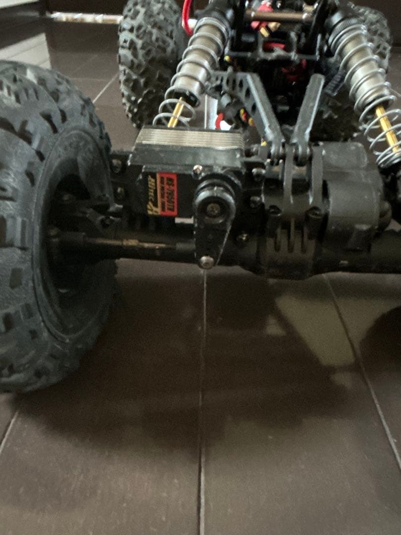 ホビーラジコン axial xr10