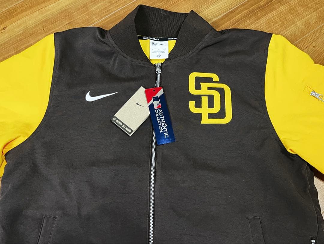ナイキ サンディエゴパドレス ボンバージャケット サイズL 新品タグ付