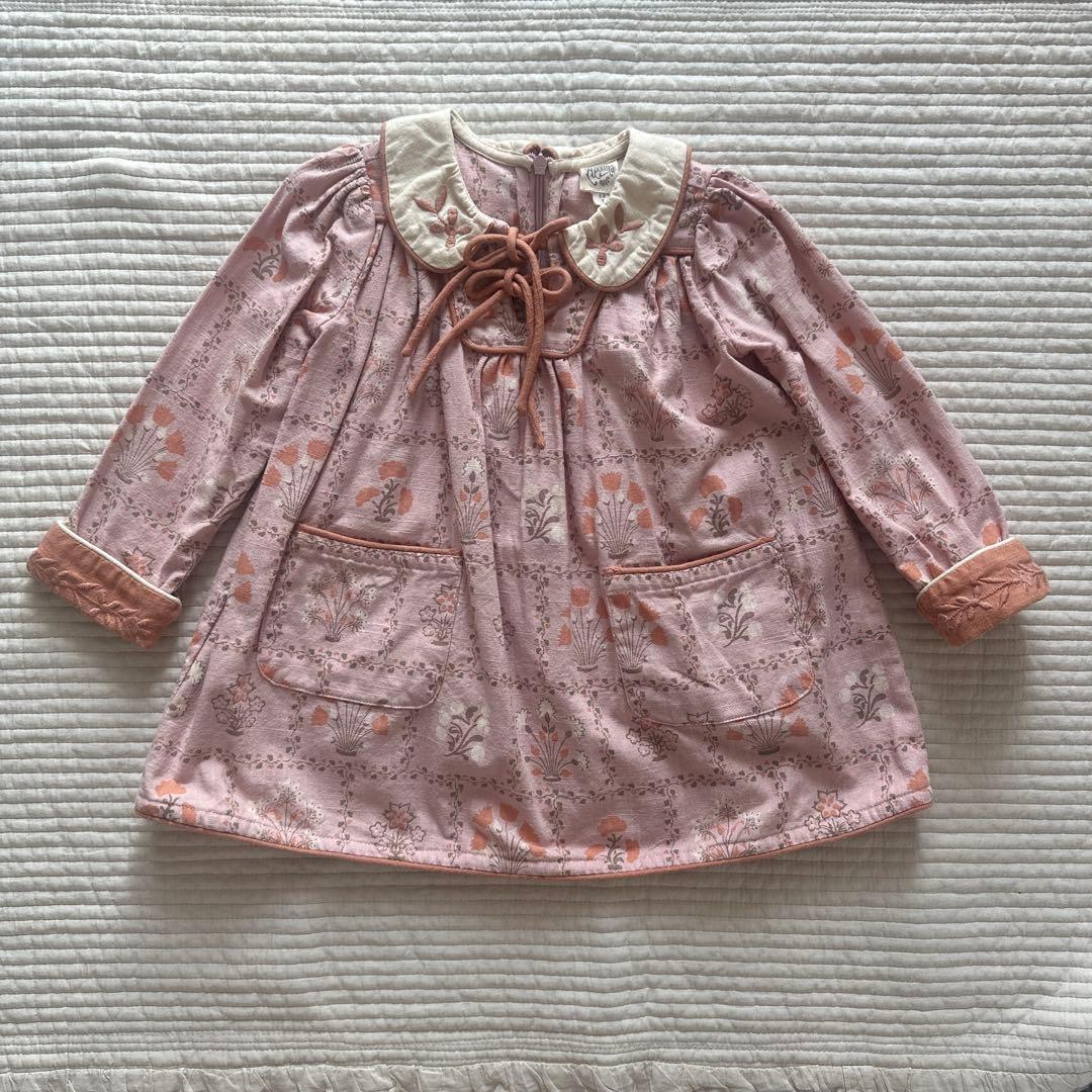 アポリナキッズ　ワンピース 2-3y