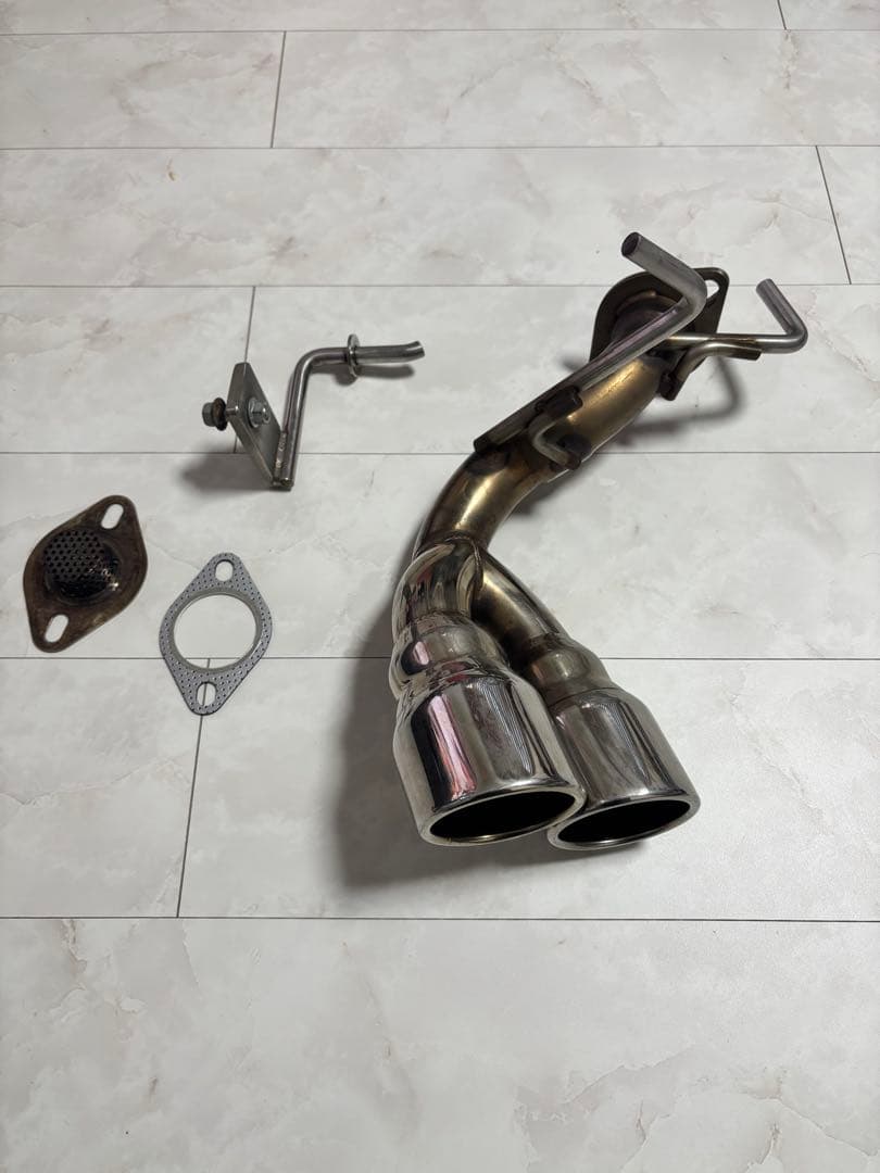 らっきょ@必ずプロフ確認お願いします 2本出しマフラー