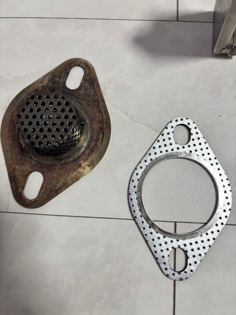 らっきょ@必ずプロフ確認お願いします 2本出しマフラー