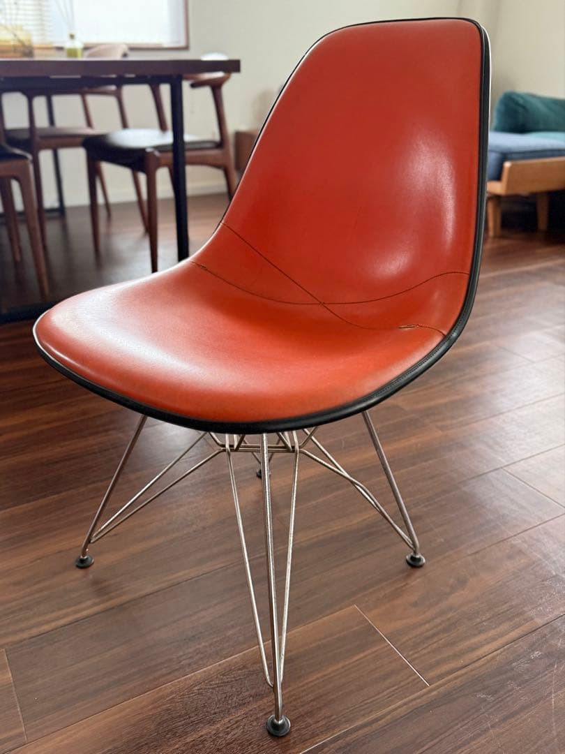 【最終価格】イームズチェア ナウガハイドレザー エッフェルベース