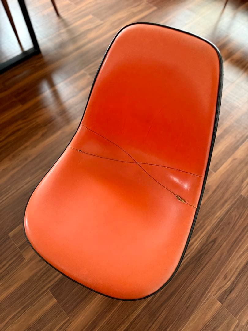 【最終価格】イームズチェア ナウガハイドレザー エッフェルベース