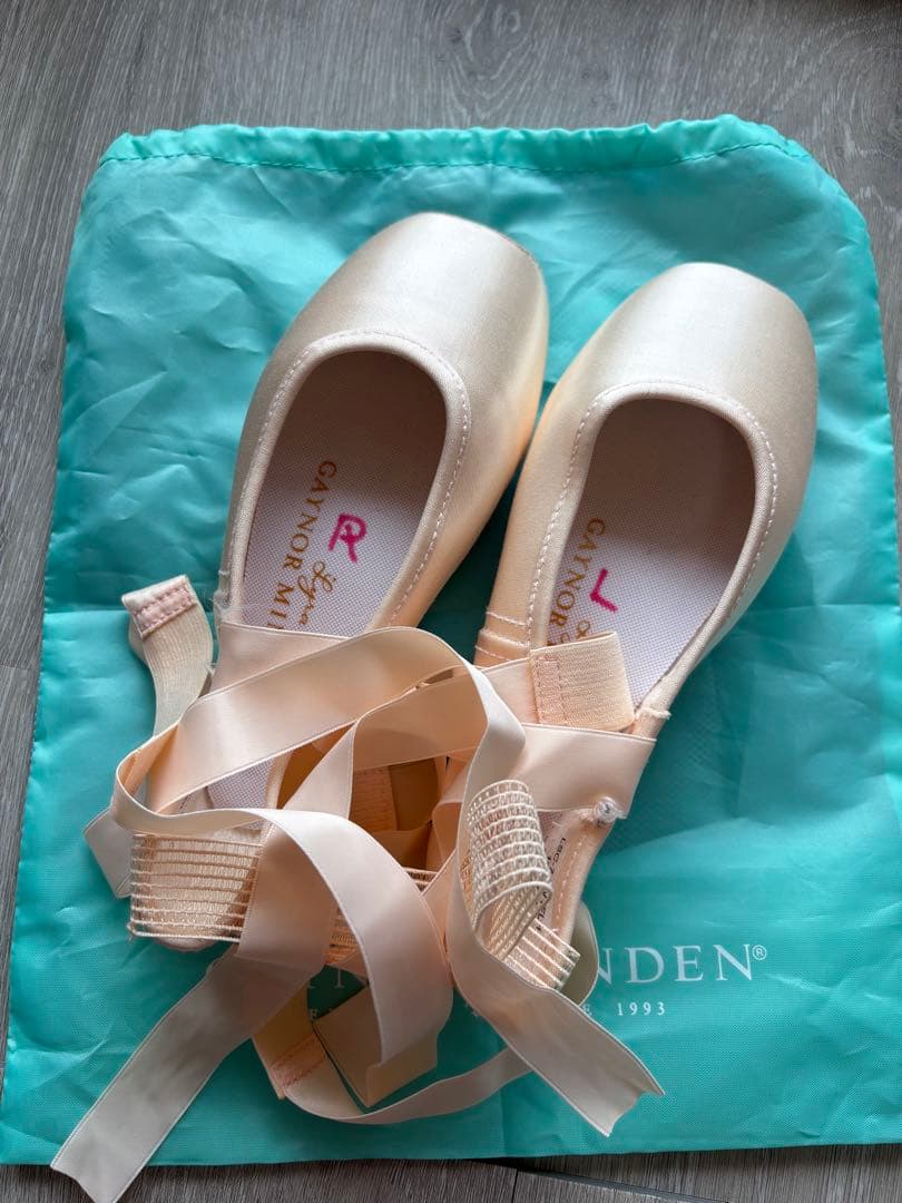 【新品】ゲイナー　リラ　ポワント