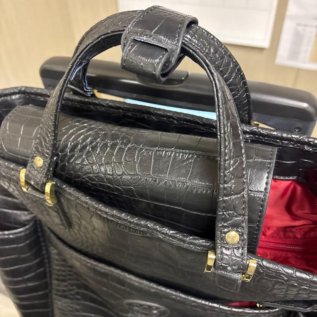 SWANY クロコ型押し キャリーバッグ 黒 ストッパー付き