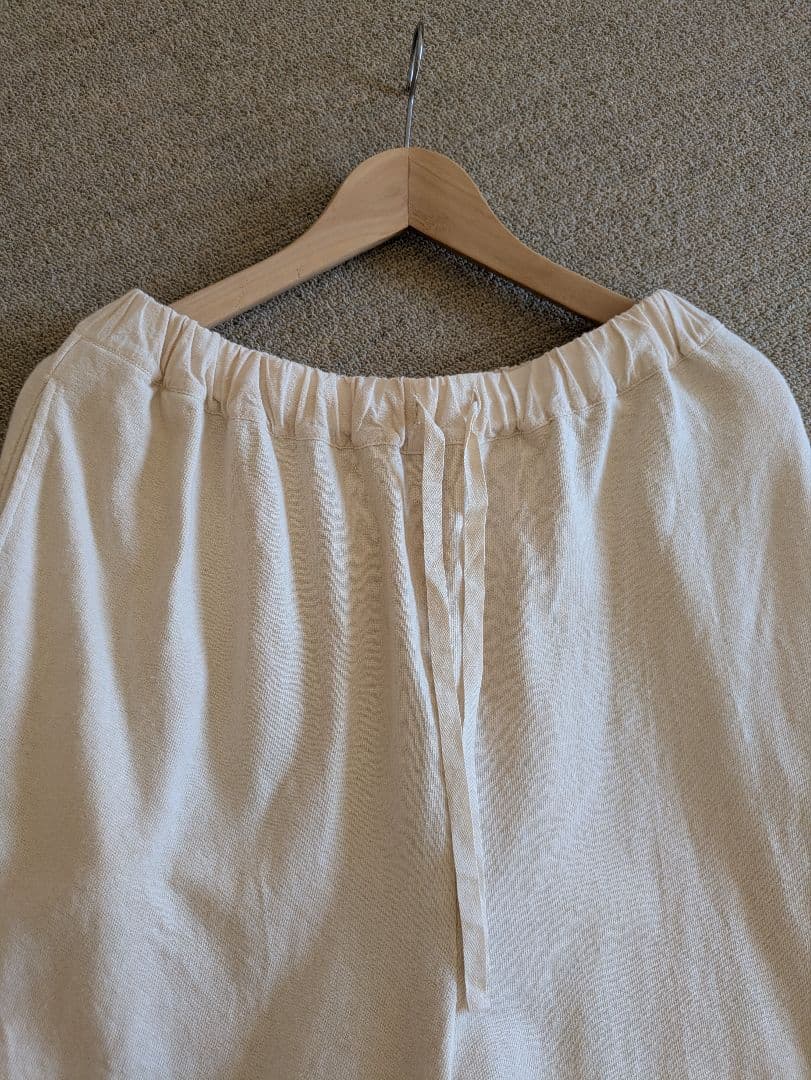 ネストローブ　nestrobe 　布帛コンビ裾フリルパンツ