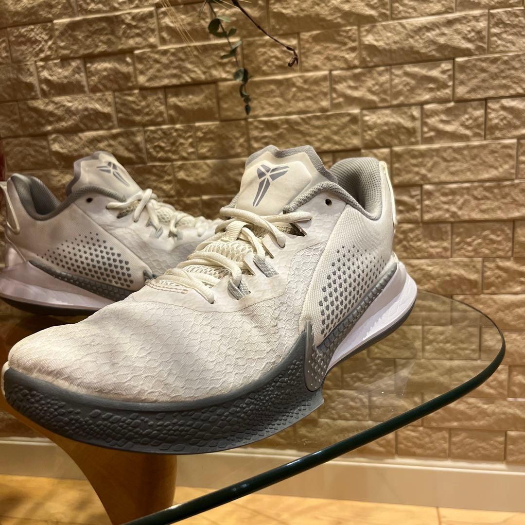 希少　Nike Mamba Fury size 28