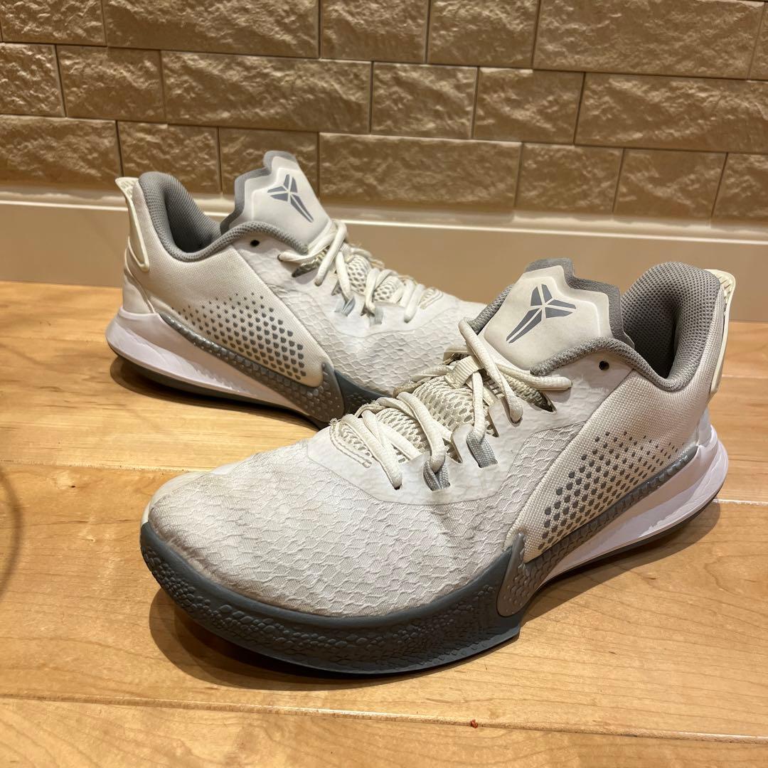 希少　Nike Mamba Fury size 28