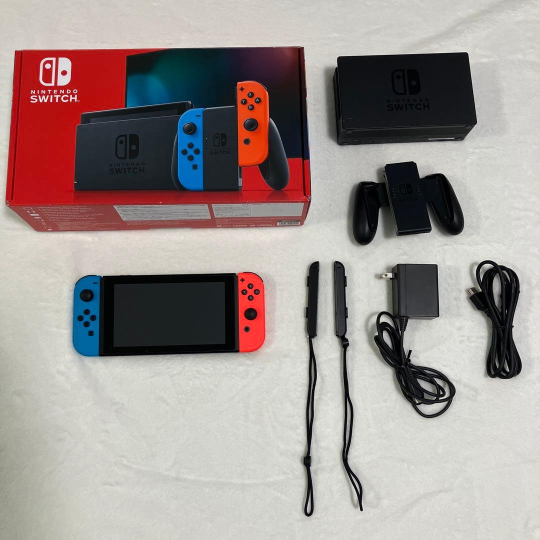 Nintendo Switch 本体+ソフト6本+周辺機器　美品
