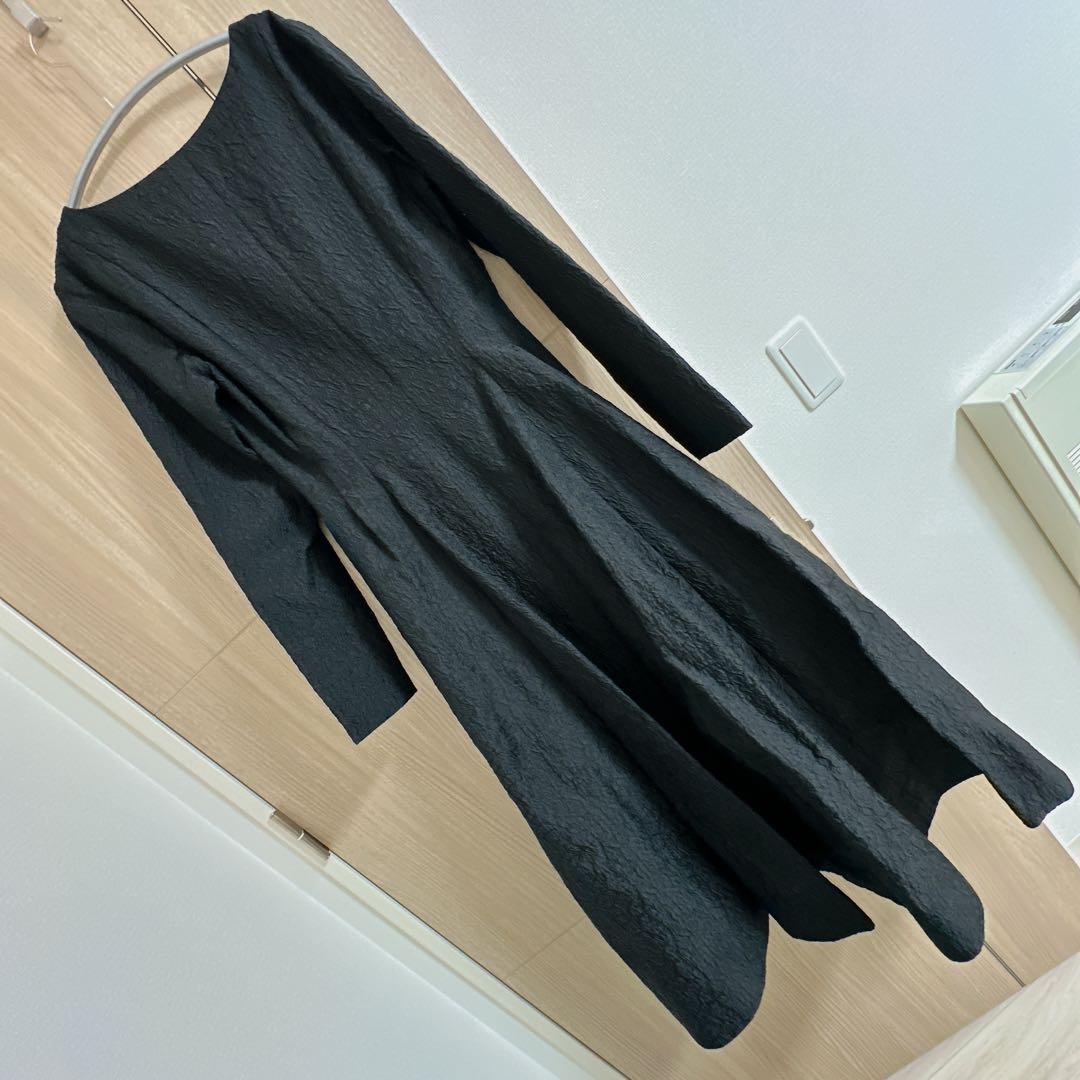 ジェンヌJENNE ジャガード美シルエットワンピース　M