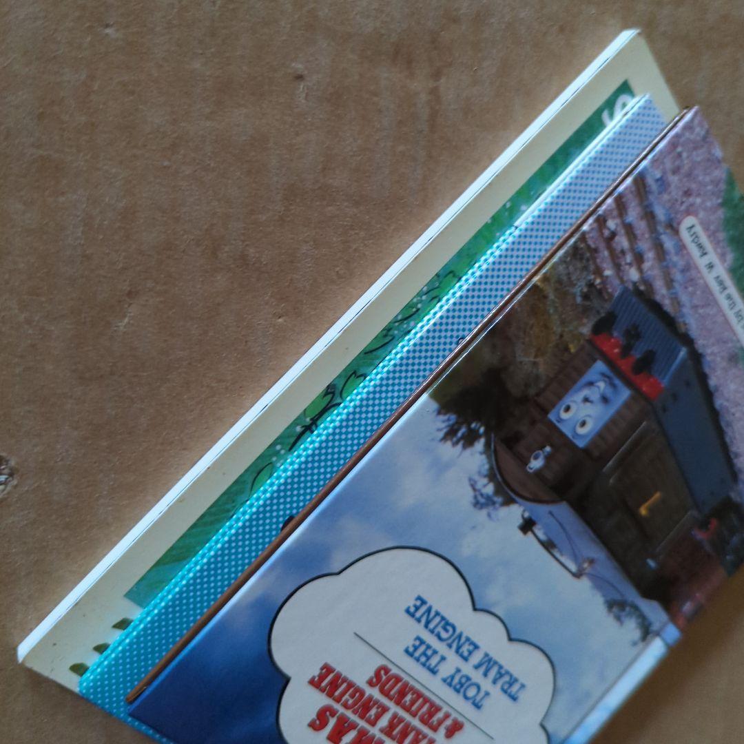 英語絵本　マドレーヌちゃん　ミッキー魔法使いの弟子　トーマス　洋書