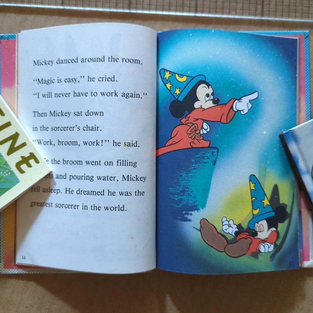 英語絵本　マドレーヌちゃん　ミッキー魔法使いの弟子　トーマス　洋書