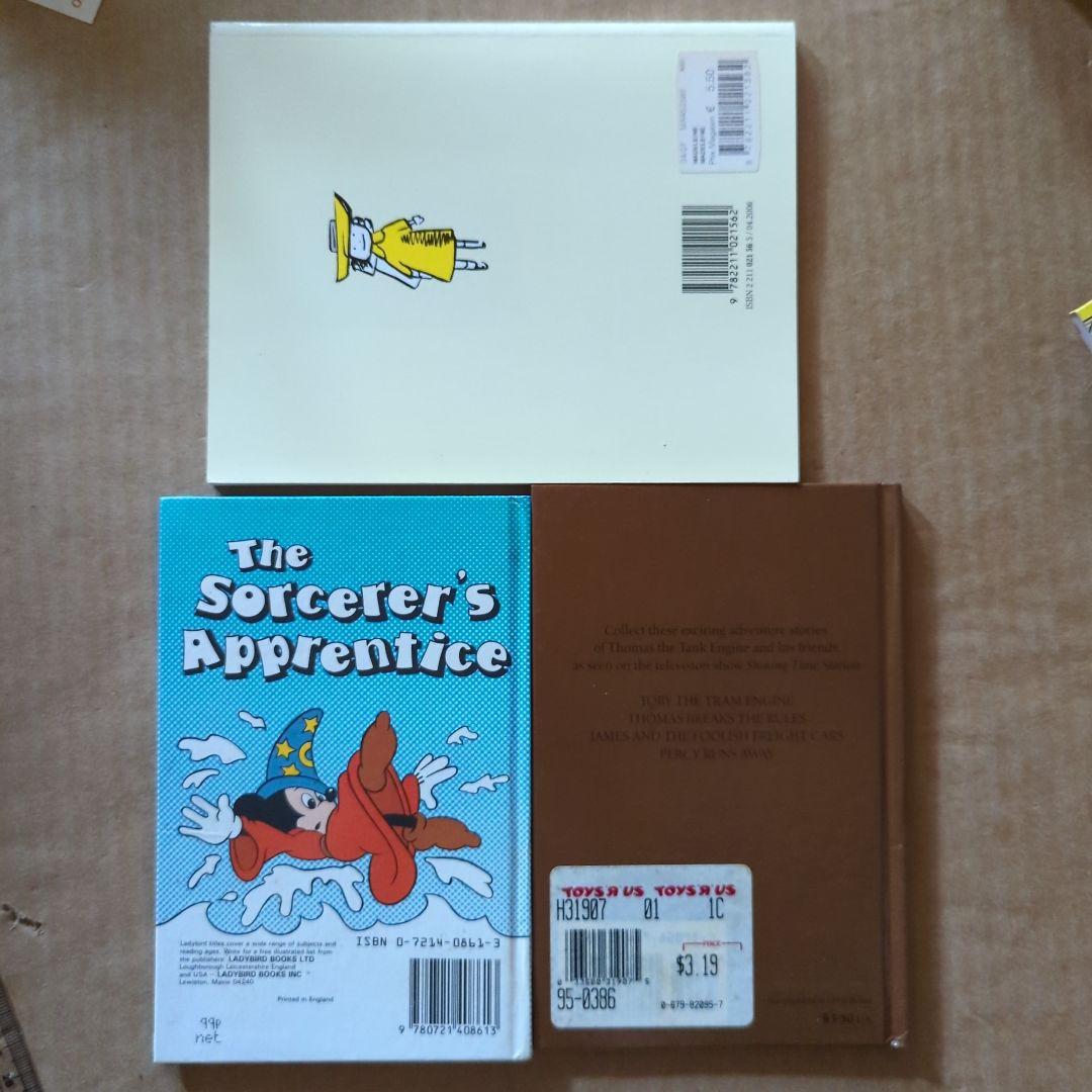 英語絵本　マドレーヌちゃん　ミッキー魔法使いの弟子　トーマス　洋書