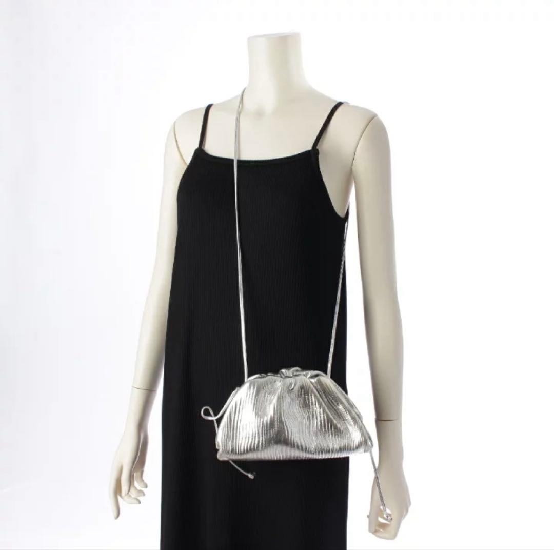 【美品】ボッテガヴェネタ BOTTEGAVENETA ミニ ザ ポーチ