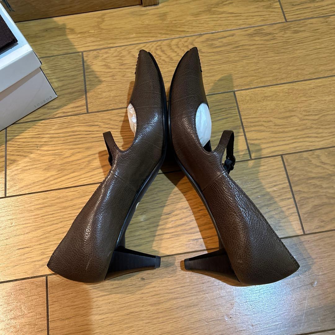 RABOKIGOSHI works ストラップ　パンプス