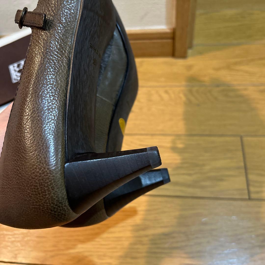 RABOKIGOSHI works ストラップ　パンプス