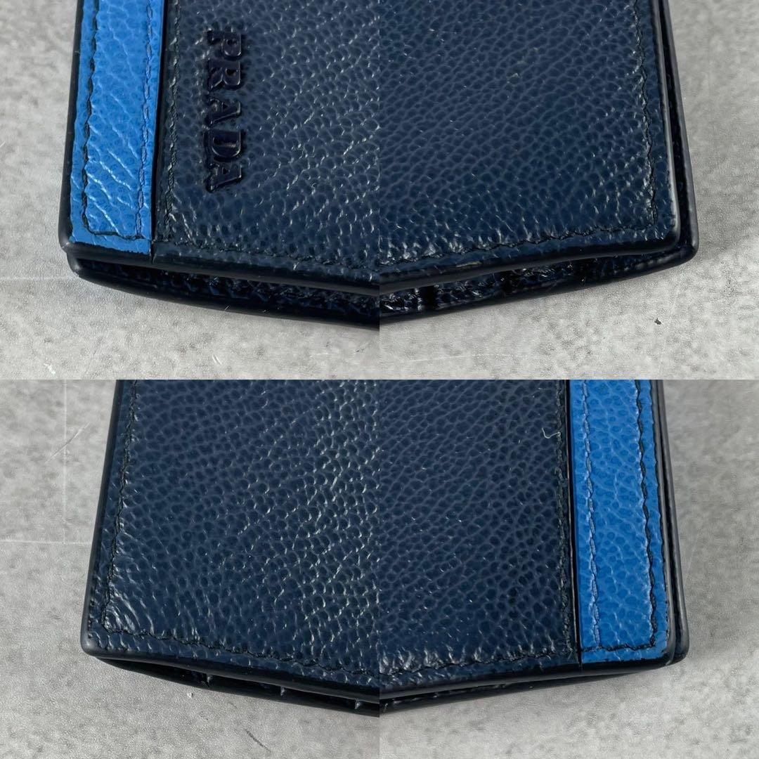 【極美品】プラダ マネークリップ カラーロゴ シボ レザー バイカラー