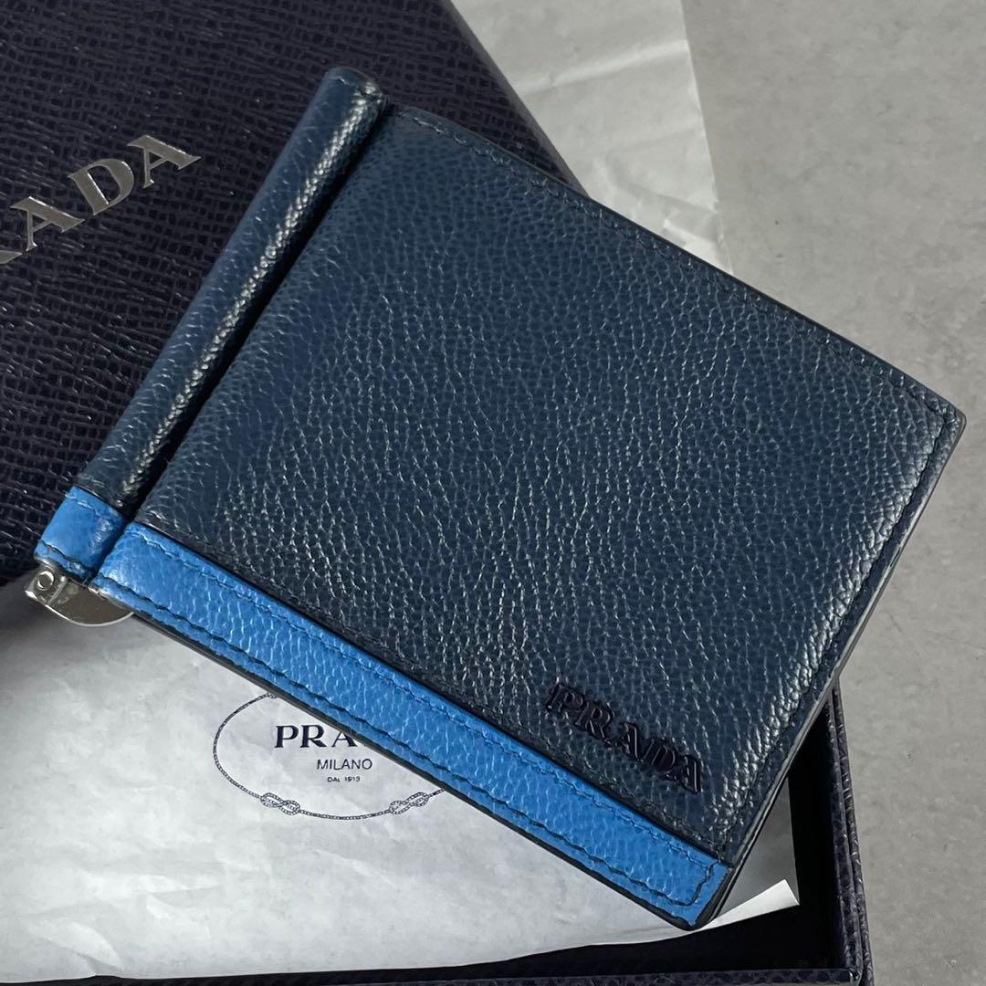 【極美品】プラダ マネークリップ カラーロゴ シボ レザー バイカラー