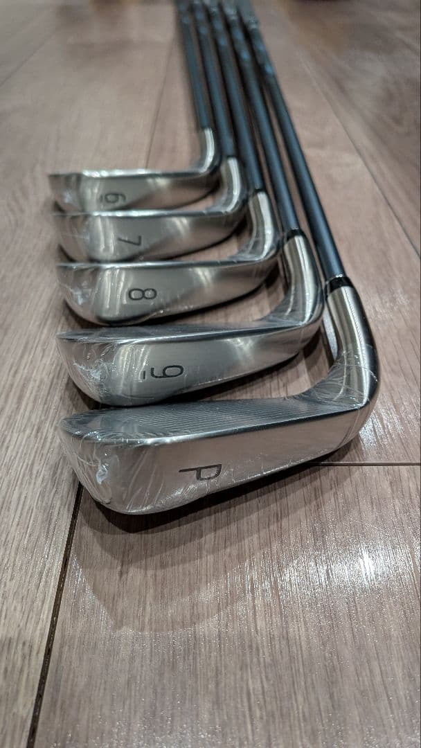 新品アイアンセット　ダンロップXXlO14ゼクシオ14