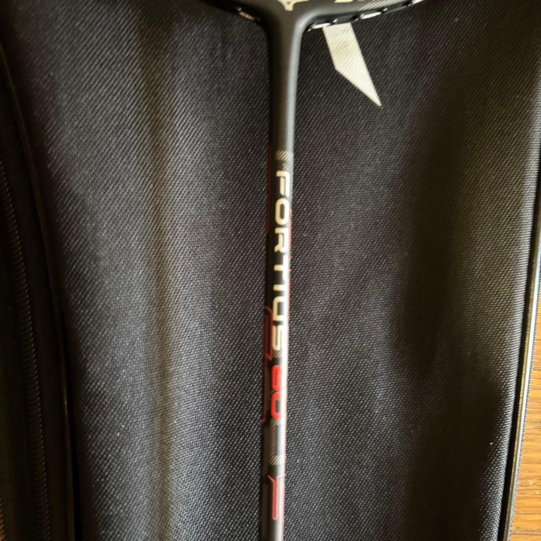 Mizuno バドミントンラケット ラケットケース付き 美品