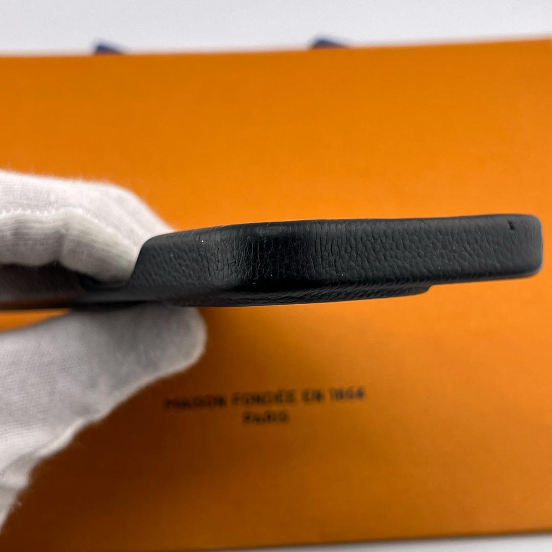 ピーナッツ箱付きルイヴィトン iPhone15 Pro バンパーケース